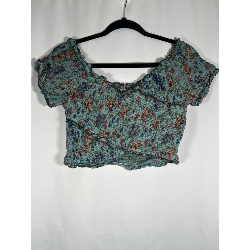 Gypsy Love Women's Floral Short Sleeve Crop Top Smocked Size L Boho Cottage Core